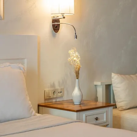 Kimera Lounge Boutique & Çıralı